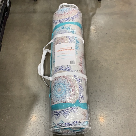 novafoam Roll-Out Memory Foam Lounger, Reversible - Picture 2 of 16